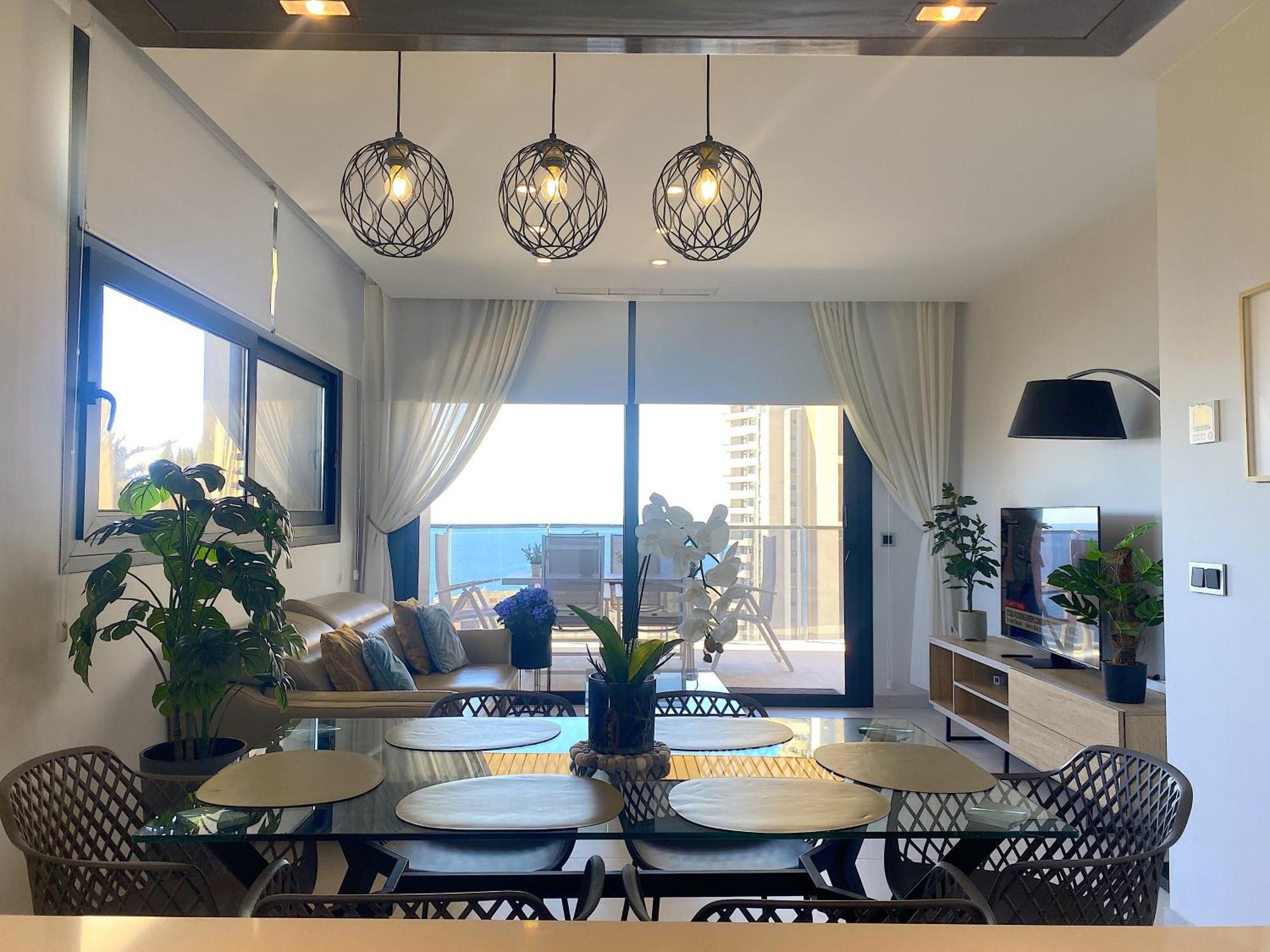 Lujoso Apartament Con Impresionantes Vistas Al Mar Benidorm Exterior photo
